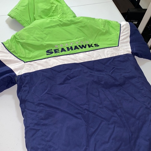 NFL Seattle Seahawks Winter Coat | Size Youth Large - Picture 11 of 13